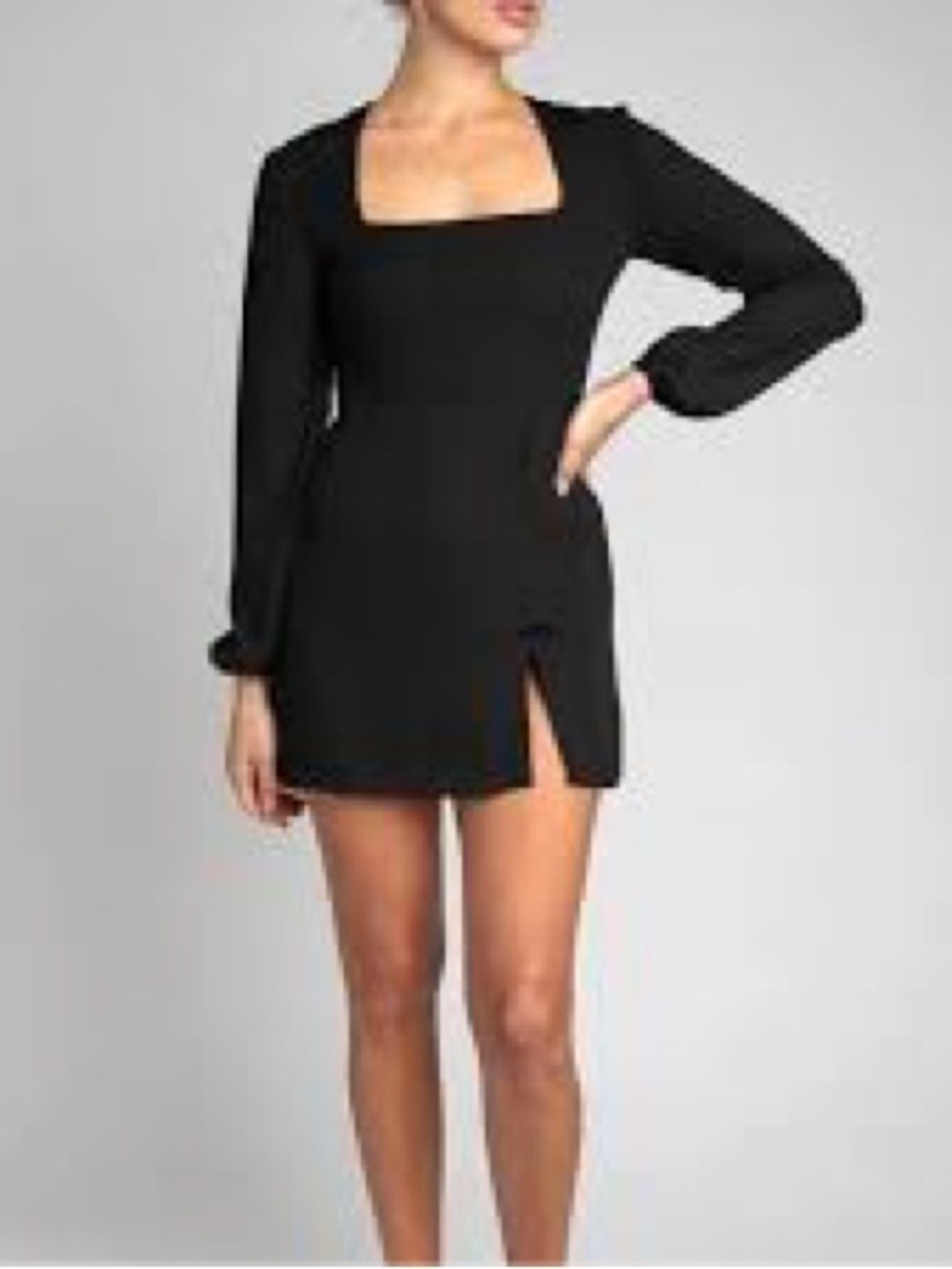 NWT Resa Jasmine Mini Dress in Black